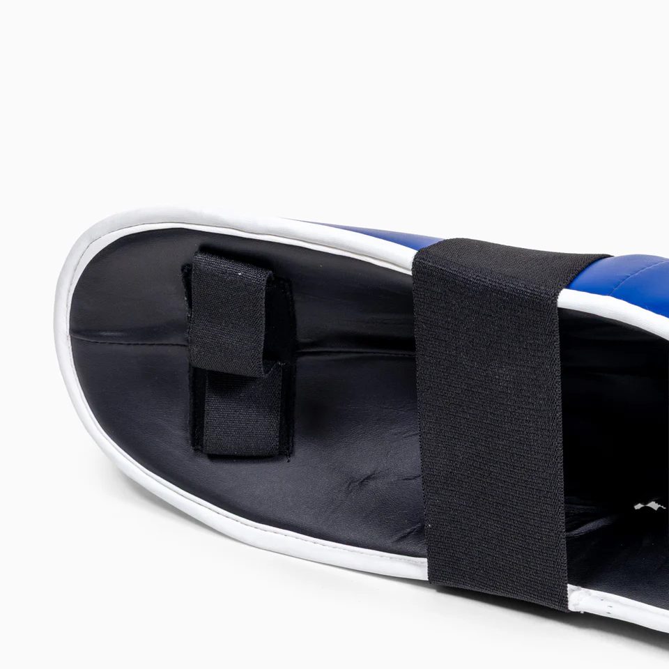 PROTECTOR DE PIE ADIDAS - PRO KICKBOXING - WAKO APPROVED - ADIKBB100