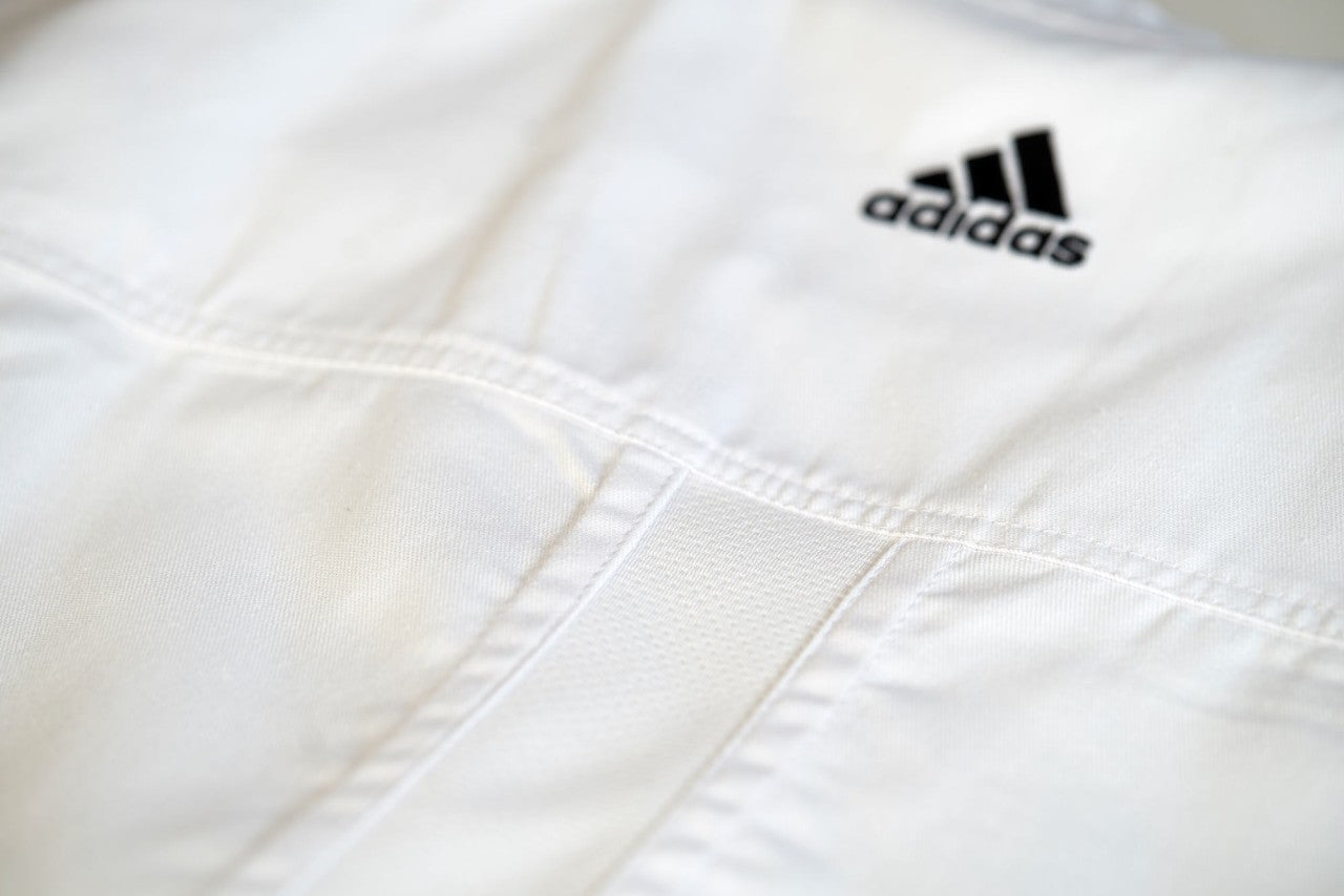 UNIFORME DE KARATE - ADIDAS KUMITE CLUB K220C - WKF APPROVED